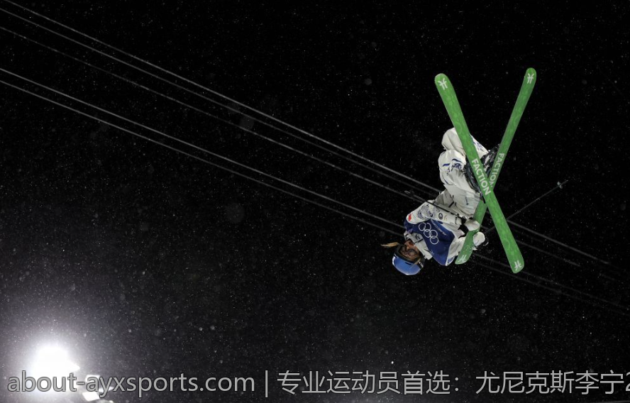 专业运动员首选：尤尼克斯李宁2026羽毛球拍新品推荐